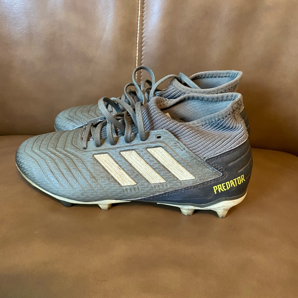 Adidas Predator Soccer cleats 6.5